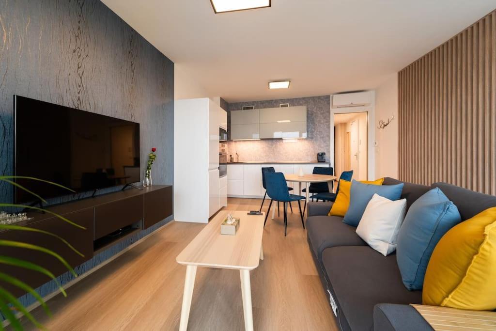 Insady - Studio In Brno-Center エクステリア 写真