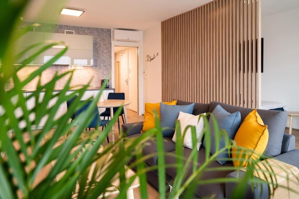 Insady - Studio In Brno-Center エクステリア 写真